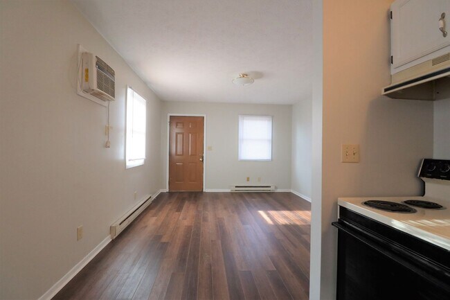 Foto del edificio - 2 bed/1 bath in Woodburn Area - Available ...