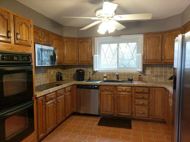 Foto del edificio - 29743 Beacontree St