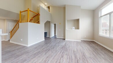 Interior Photo - 20 Lambourne