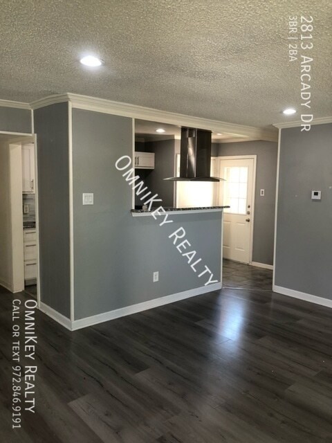 Building Photo - 2813 Arcady Dr