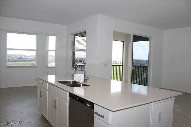 Building Photo - 5686 Melbourne Ct