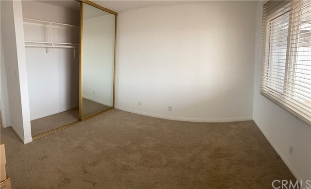 Building Photo - 5309 Seashore Dr