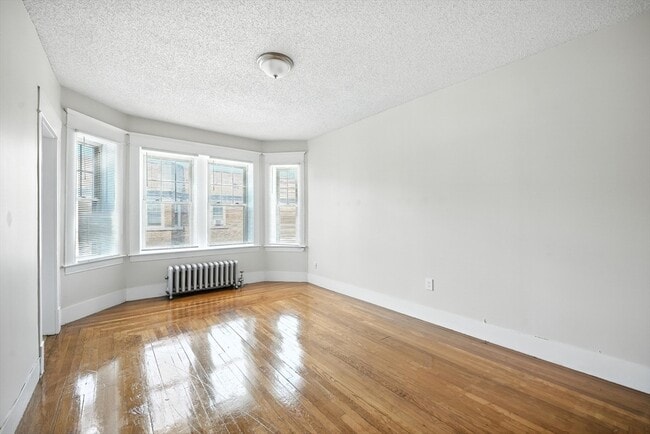 Building Photo - 91 Sumner Ave