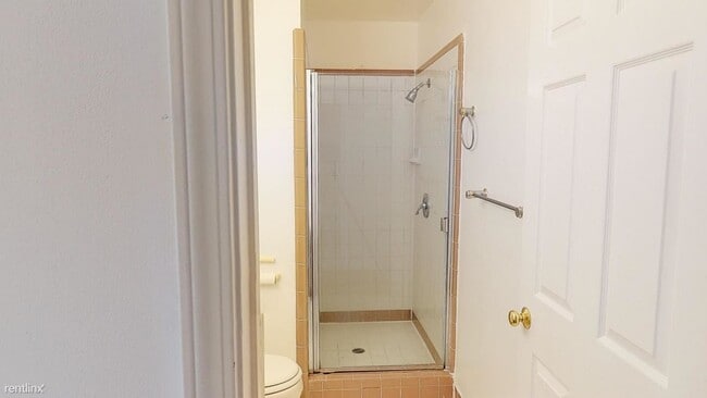 Building Photo - 1 br, 1 bath House - 540 42nd Avenue Priva...