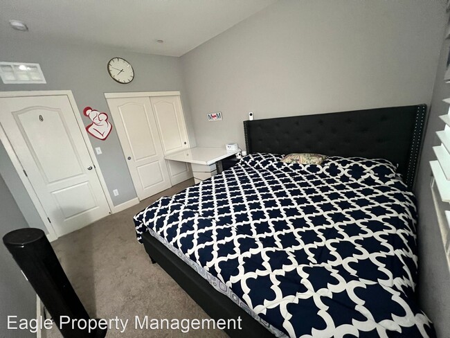 Building Photo - 5 br, 3 bath House - 2247 Mayhill Dr