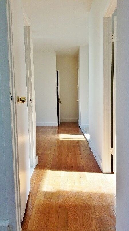 Foto principal - 21-68 35th St