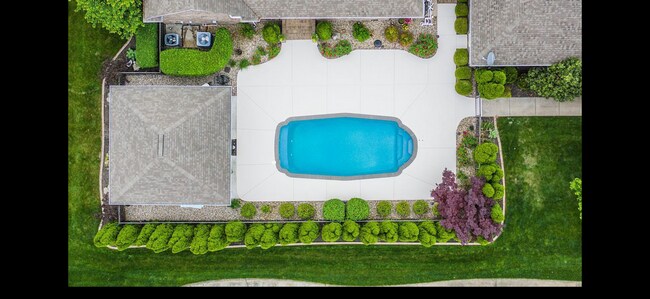 Foto del edificio - 1834 Deerhaven Ln