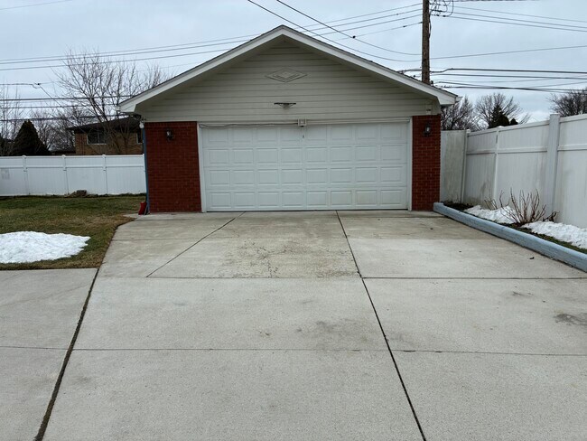 Foto del edificio - 2758 Pall Mall Dr