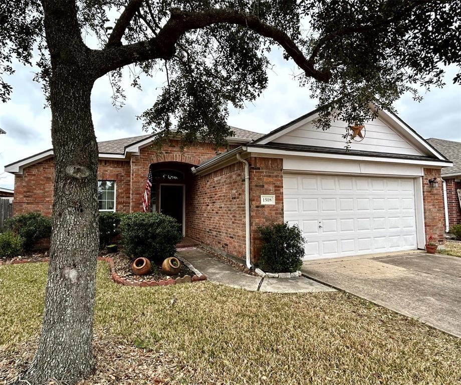 Primary Photo - 1518 Squire Dr
