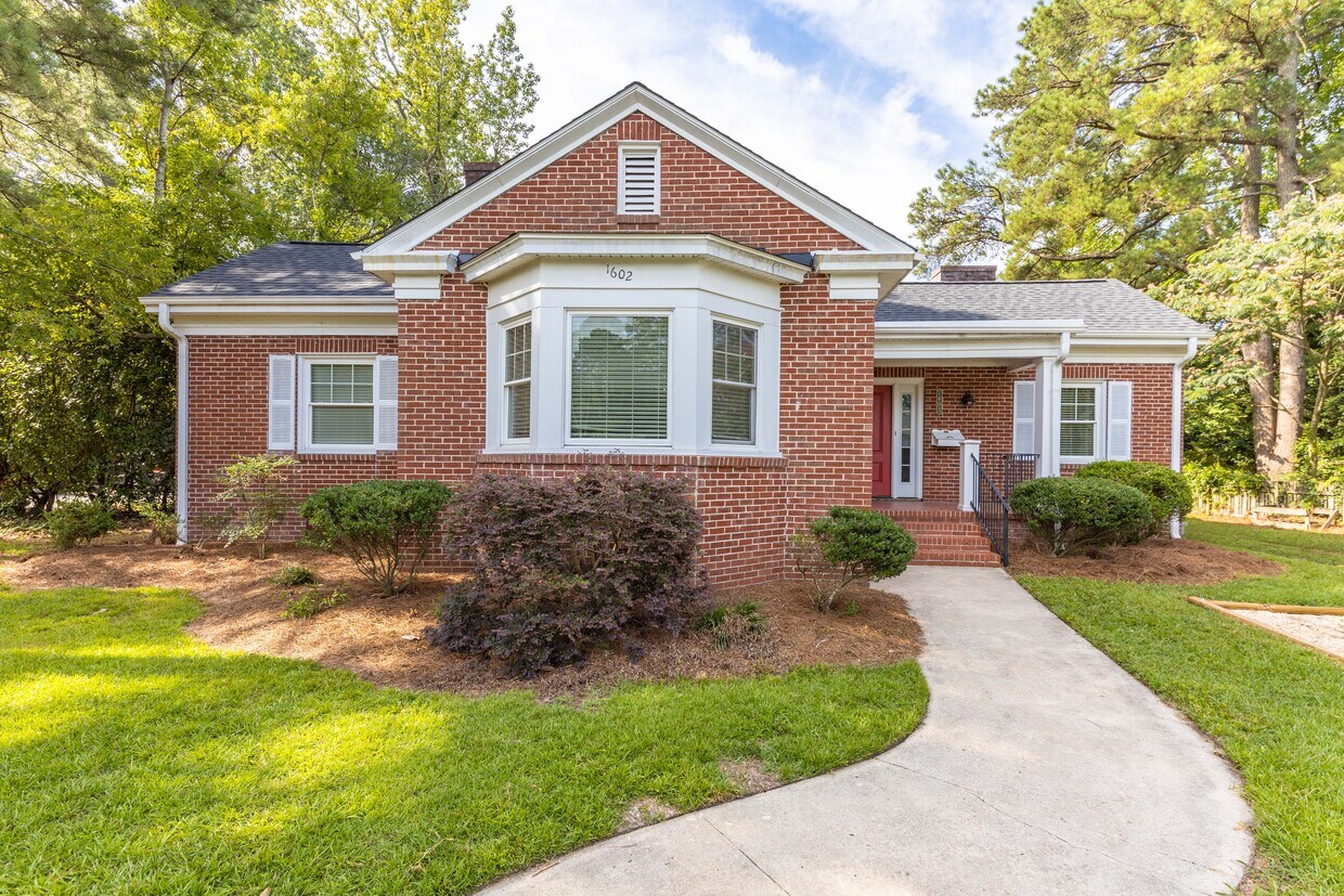 1602 E 5th St, Greenville, NC 27858 House Rental in Greenville, NC