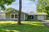 Foto principal - Single Family Home - Great location!