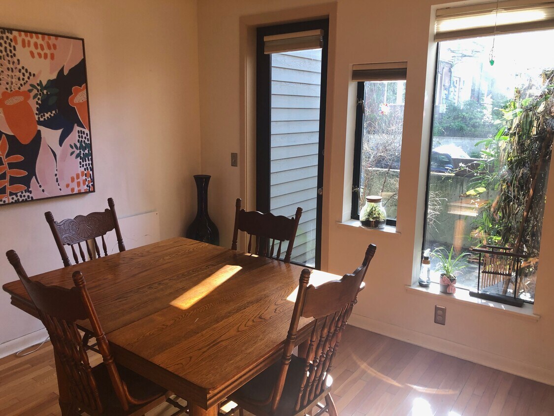 Foto principal - 600 Malden Ave E
