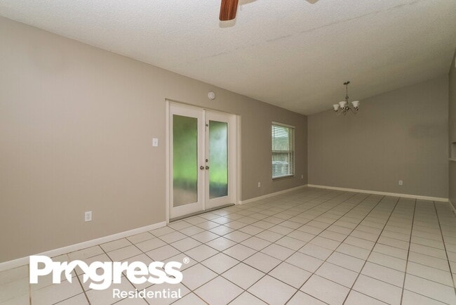 Building Photo - 15917 Eagle River Way