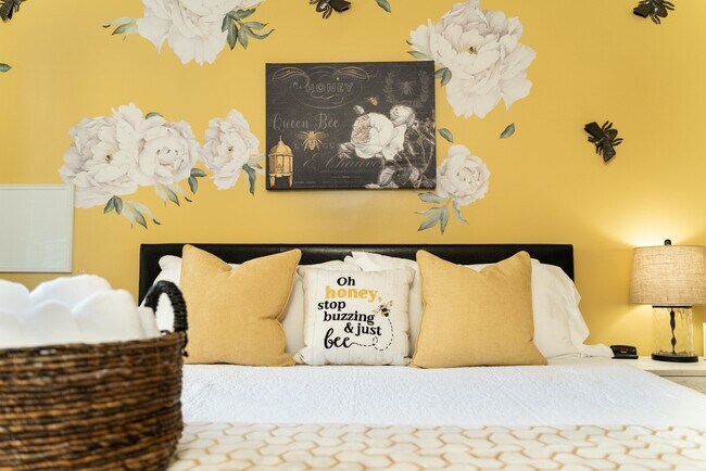 Foto del edificio - 11800 Laurestine Way, Unit 105