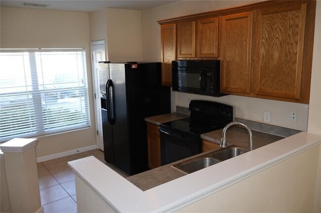 Foto del edificio - 4891 SW 45th St