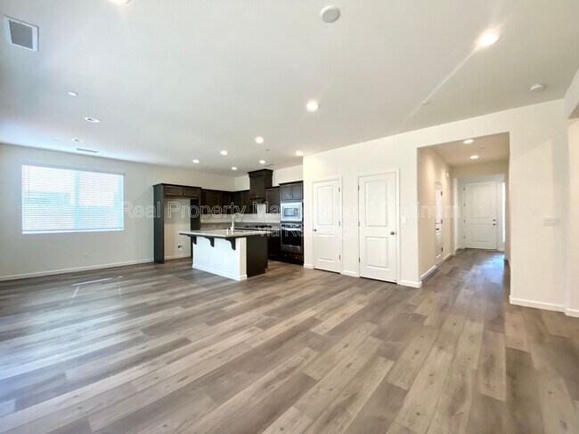 Foto del edificio - 4137 Beverly Ave