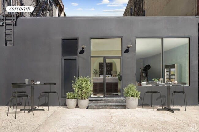 Building Photo - 960 DeKalb Ave