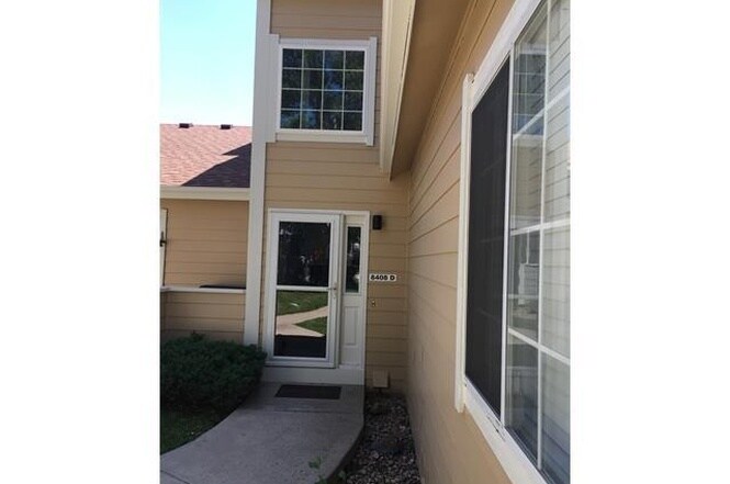 Foto principal - 8408 Everett Way