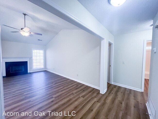 Foto del edificio - 3 br, 2 bath House - 6400 Chamblee Ct