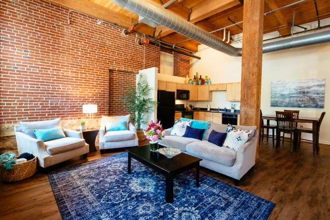 Building Photo - Lofts at Lafayette Square