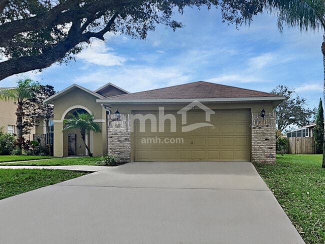 Building Photo - 11906 Timberhill Dr