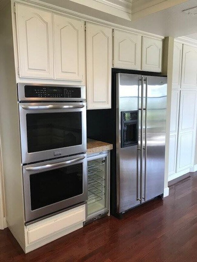 Building Photo - Beautiful home in Private community in Mis...