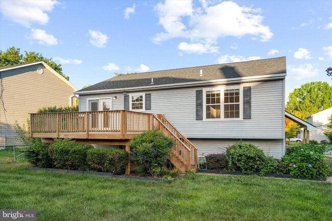Building Photo - 841 Briar Ct