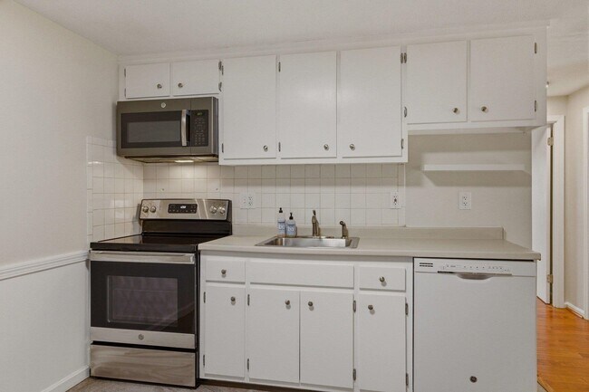 Foto del edificio - 559 Sagamore Ave