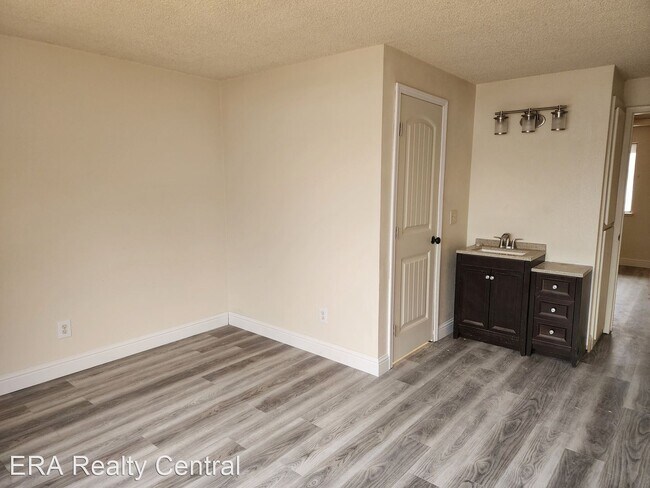 Foto del edificio - 4 br, 2 bath House - 2266 Howard Drive