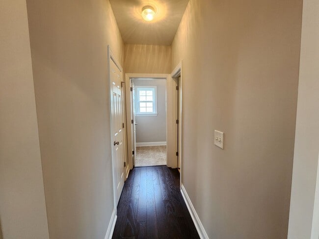 Building Photo - Charleston Style Home In Matthews