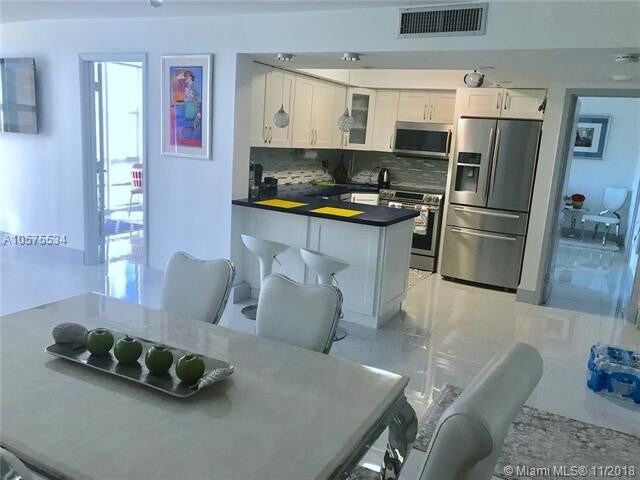 Primary Photo - 2049 S Ocean Dr