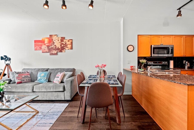 Photo du bâtiment - 87 Fort York Blvd