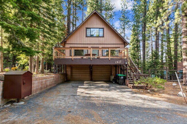 Foto del edificio - 1517 Plumas Cir