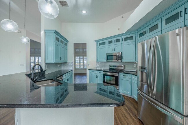 Building Photo - Cozy 4bed/3bath home FOR RENT in Windsor P...