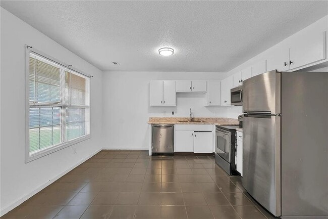 Building Photo - 113 Premiere Ct