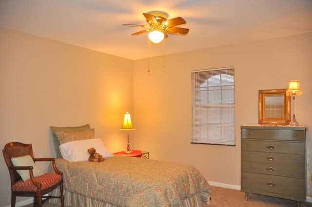 Bedroom - 5717 Outlook St
