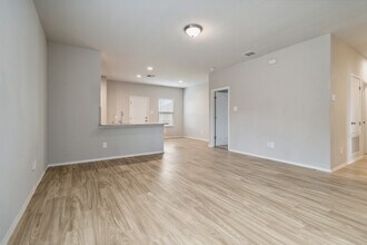 Building Photo - 3305 Ridge Pl