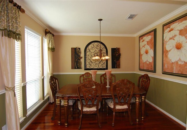 Building Photo - 18527 Rustic Oar Way