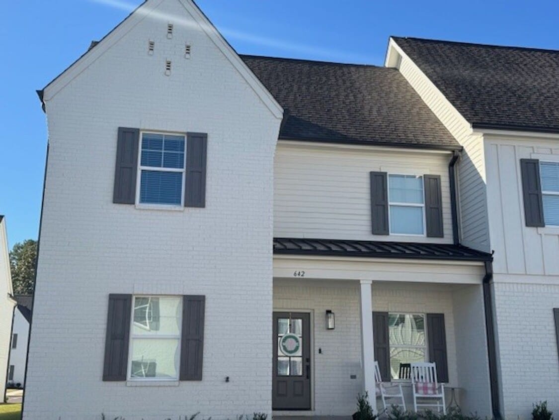 3BR/3.5BA South Grove For Rent - 3BR/3.5BA South Grove For Rent