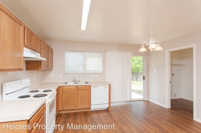 Building Photo - 3 br, 2.5 bath House - 9114 Sycamore Cv