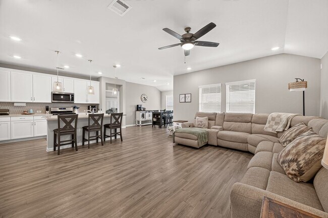 Building Photo - 12707 Gabrial Dr