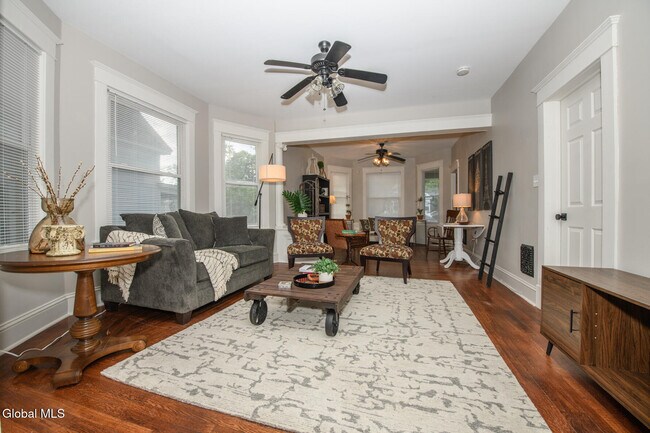 Foto del edificio - 1146 Glenwood Blvd