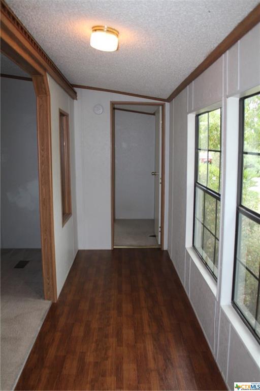 Building Photo - 154 Zuehl Rd