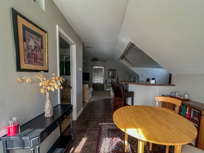 Building Photo - 288 38th Ave N