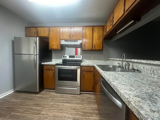 Foto del edificio - 3206 Ginger Dr