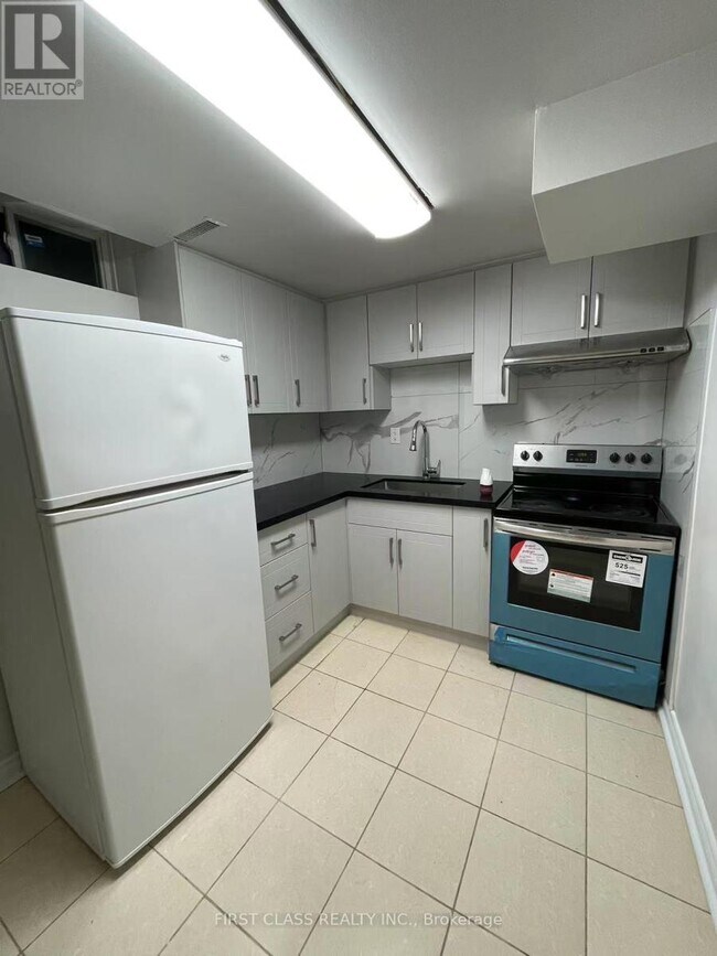 Photo du bâtiment - 172 Highglen Ave
