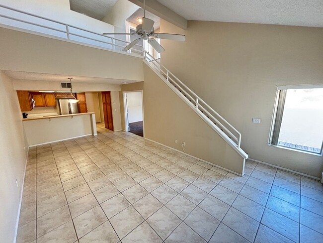 Building Photo - Beautiful2Bed/2Bath Townhome-Private with ...