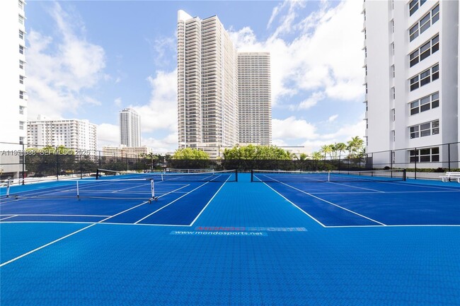 Foto del edificio - 1904 S Ocean Dr