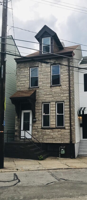 Foto principal - 1808 Ley St
