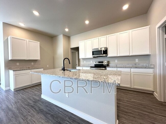 Building Photo - 1711 142nd St